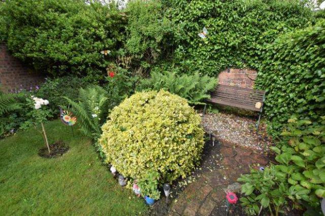  Image of 3 bedroom Cottage for sale in Avenue Cottages Londesborough Road Scarborough YO12 at Avenue Cottages  Scarborough, YO12 5AG